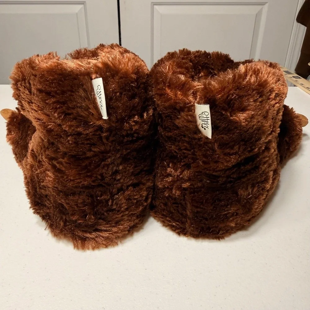 Millffy Brown Bear Paw Slippers Kids 13-3 Monster Claw Plush Fuzzy Non-Slip M